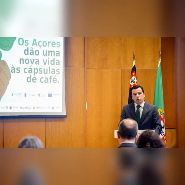 Açores com projeto-piloto de recolha e reciclagem de cápsulas de café usadas location Ponta Delgada