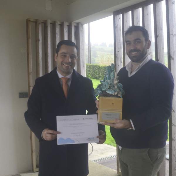 Alonso Miguel entrega Galardão Miosotis Azores 2022 a dois empreendimentos turísticos em São Miguel