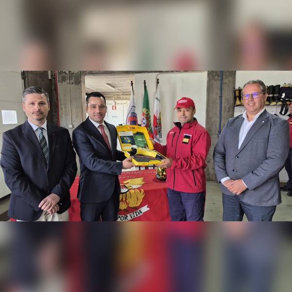 Governo dos Açores capacita corporações de bombeiros com inibidores de veículos elétricos