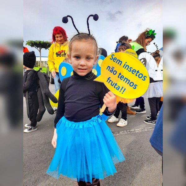 LIFE BEETLES project takes part in children's Carnival parade on Pico island