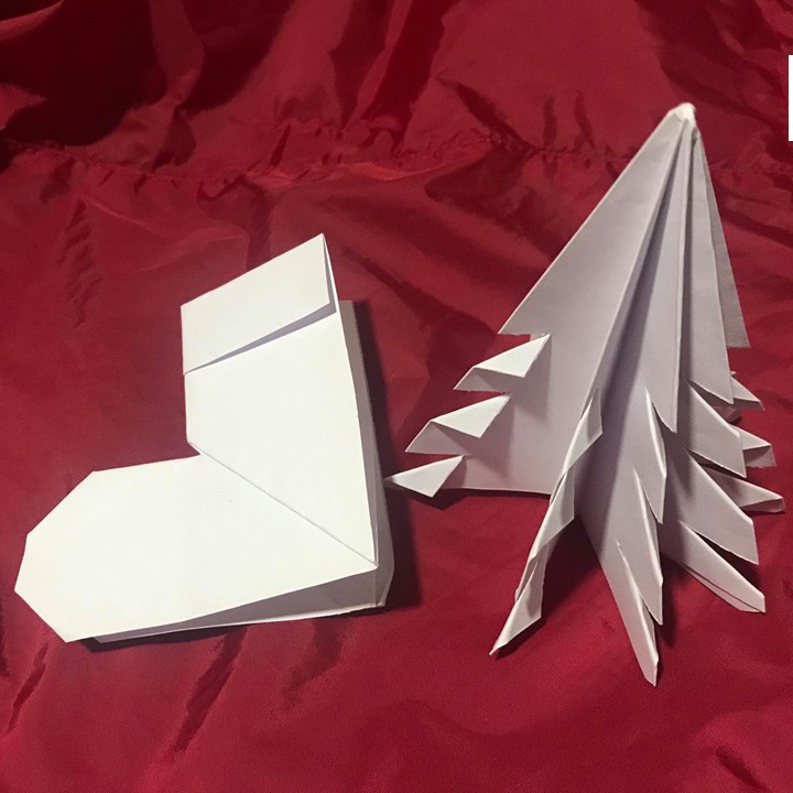 Christmas origamis
