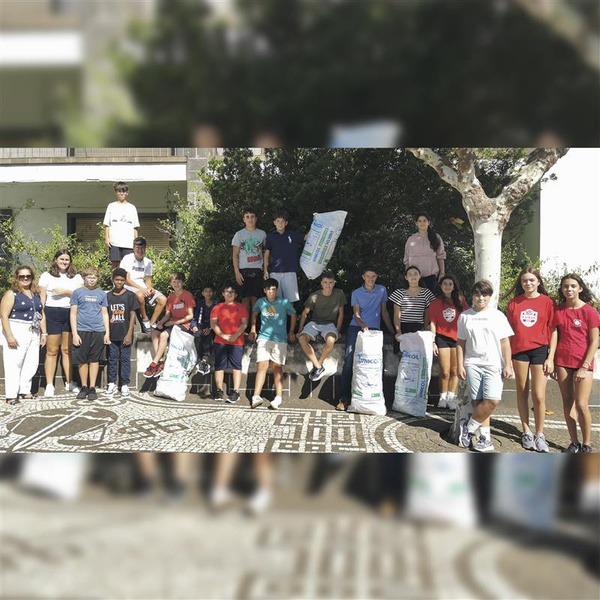 Graciosa residents unite to preserve the island in a joint clean-up action