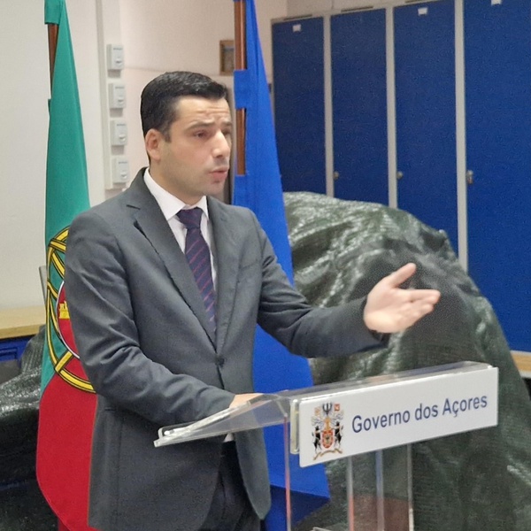 Governo dos Açores entregou equipamentos de manutenção e limpeza de espaços públicos no âmbito do programa “Eco-Freguesia”